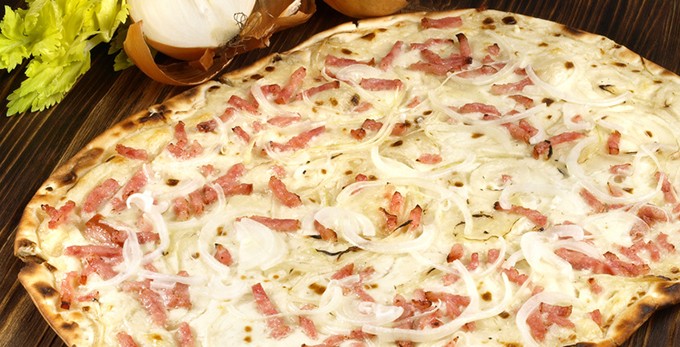 Tarte flambée en alsace